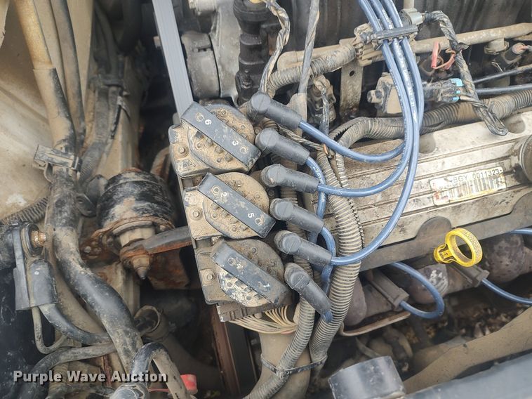 image for item MM9930 1999 Pontiac Bonneville