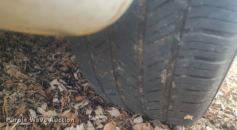 image for item MM9930 1999 Pontiac Bonneville