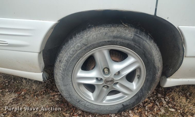 image for item MM9930 1999 Pontiac Bonneville