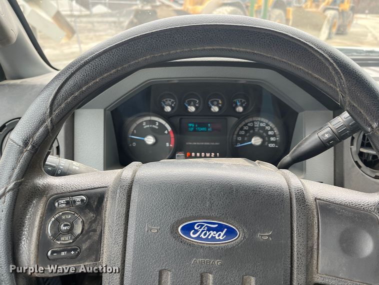 image for item MN9494 2013 Ford F450 Super Duty  utility / service truck