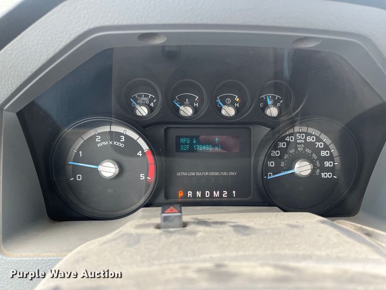 image for item MN9494 2013 Ford F450 Super Duty  utility / service truck