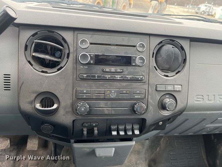 image for item MN9494 2013 Ford F450 Super Duty  utility / service truck