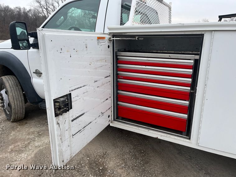 image for item MN9494 2013 Ford F450 Super Duty  utility / service truck