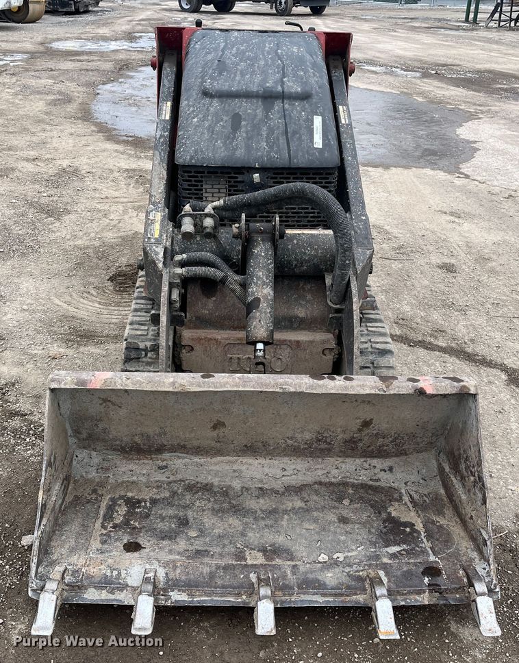 image for item MN9495 Toro Dingo TX420  compact utility loader