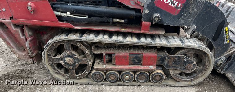 image for item MN9495 Toro Dingo TX420  compact utility loader