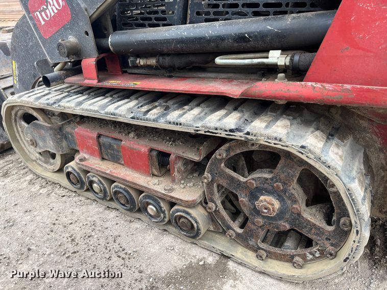 image for item MN9495 Toro Dingo TX420  compact utility loader