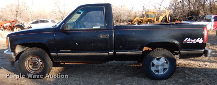 image for item MP9036 1996 Chevrolet K1500  pickup truck