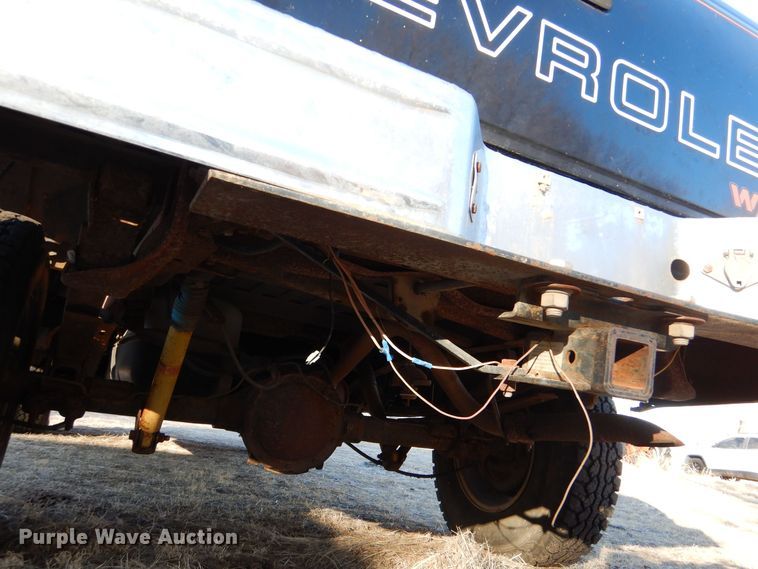 image for item MP9036 1996 Chevrolet K1500  pickup truck