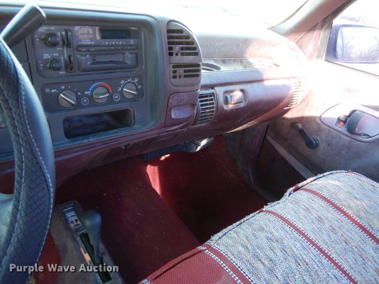 image for item MP9036 1996 Chevrolet K1500  pickup truck