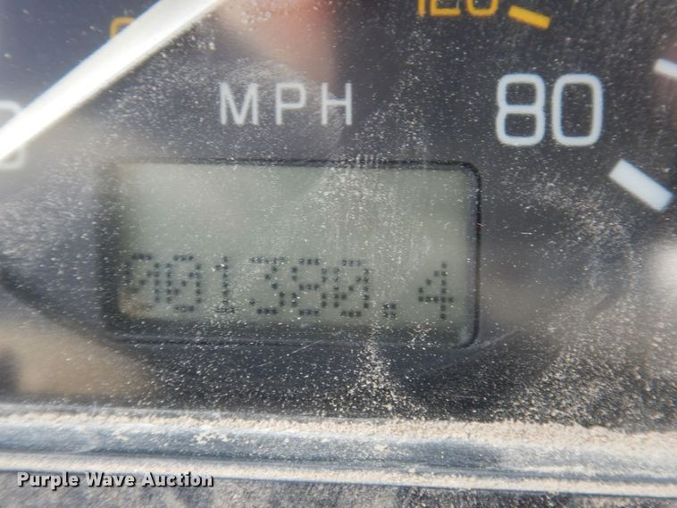 image for item MW9304 1995 White GMC WG  fertilizer delivery truck