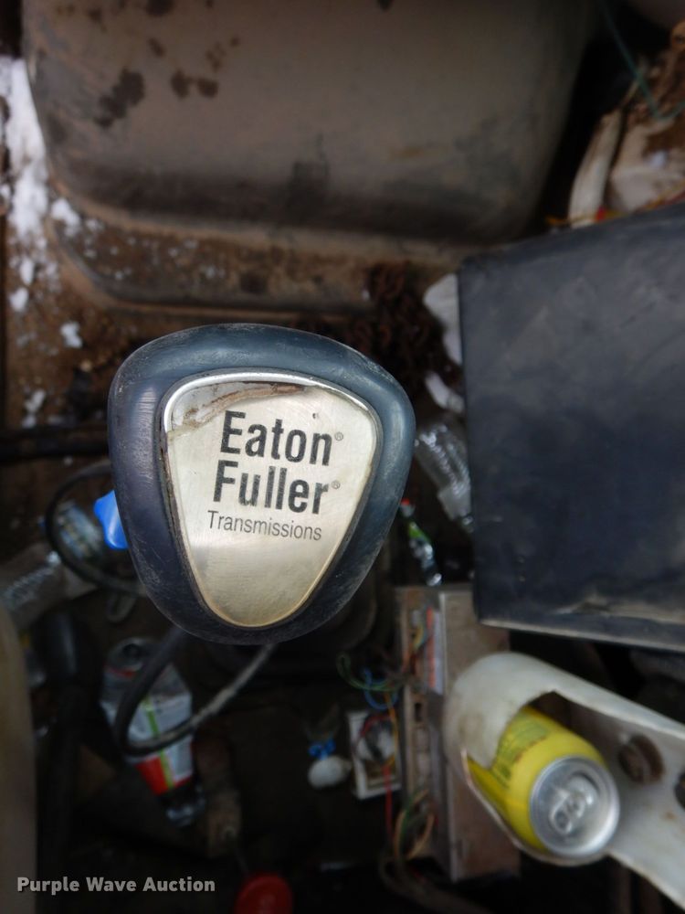 image for item AF9336 2003 Sterling LT9500  dump truck