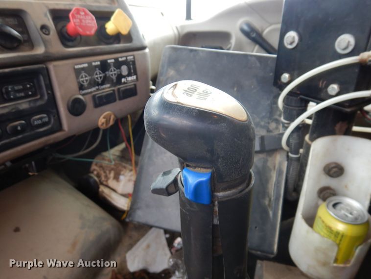 image for item AF9336 2003 Sterling LT9500  dump truck