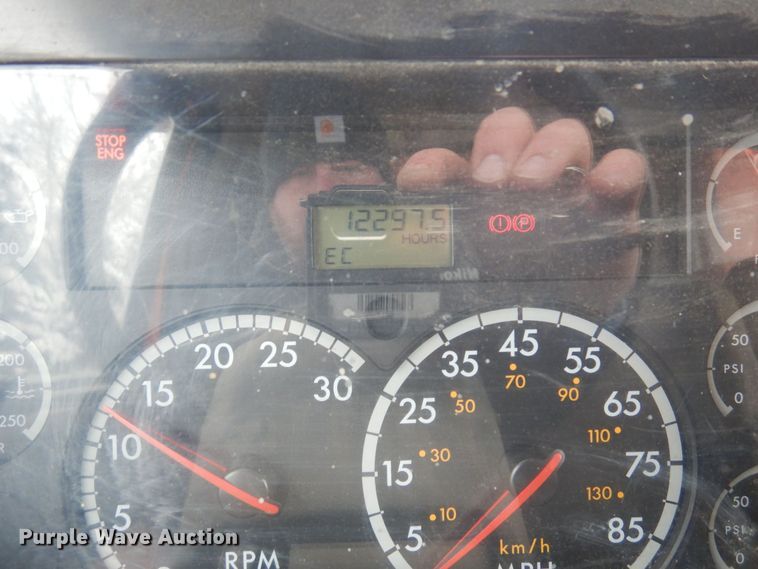 image for item AF9336 2003 Sterling LT9500  dump truck