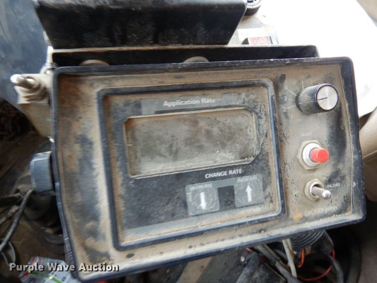 image for item AF9336 2003 Sterling LT9500  dump truck