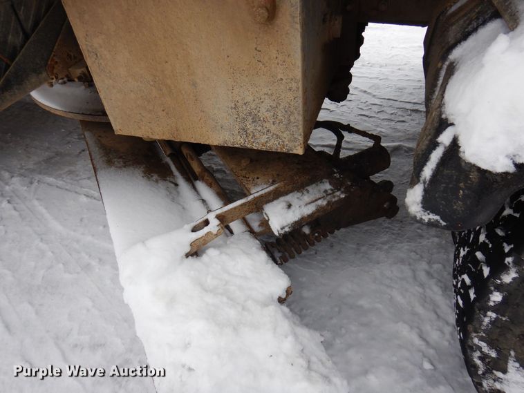 image for item AF9336 2003 Sterling LT9500  dump truck