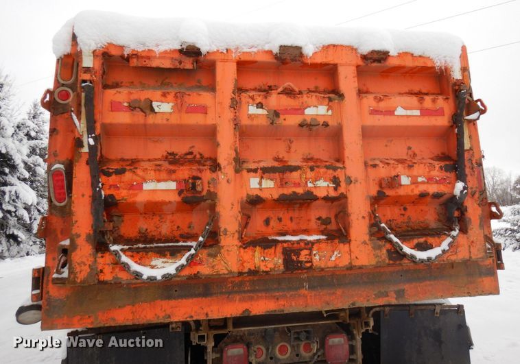 image for item AF9336 2003 Sterling LT9500  dump truck