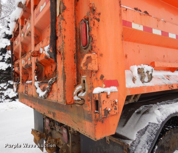 image for item AF9336 2003 Sterling LT9500  dump truck