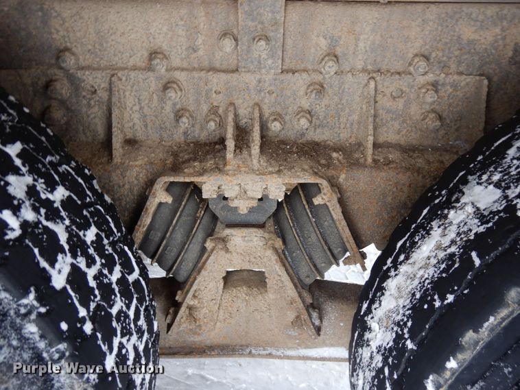 image for item AF9336 2003 Sterling LT9500  dump truck