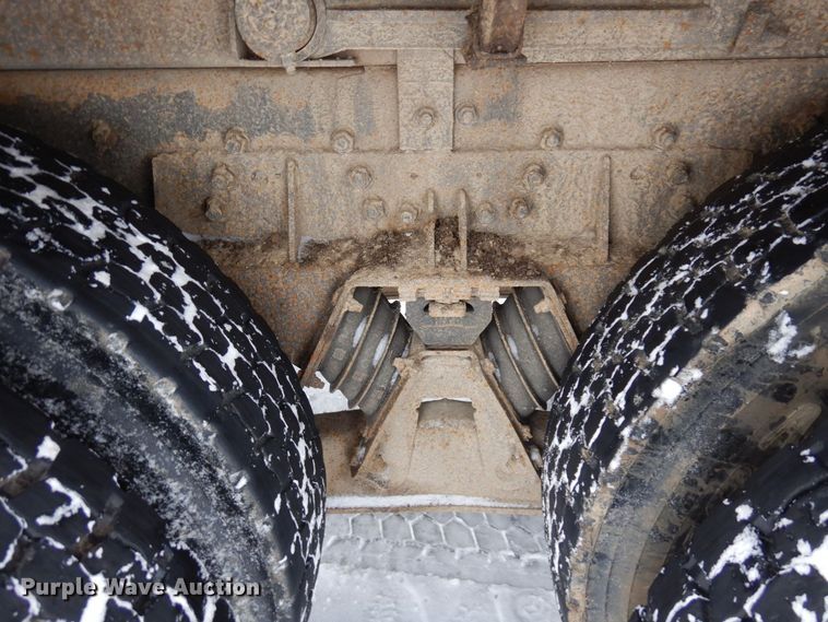 image for item AF9336 2003 Sterling LT9500  dump truck