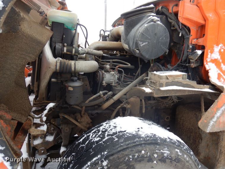 image for item AF9336 2003 Sterling LT9500  dump truck