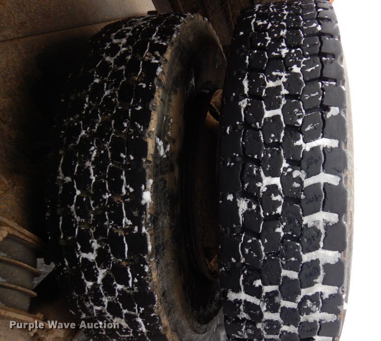 image for item AF9336 2003 Sterling LT9500  dump truck