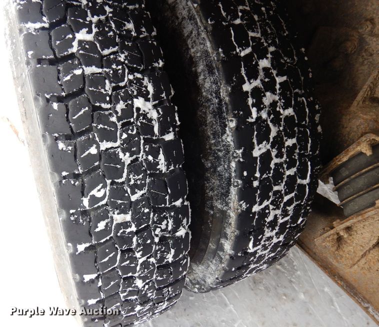 image for item AF9336 2003 Sterling LT9500  dump truck