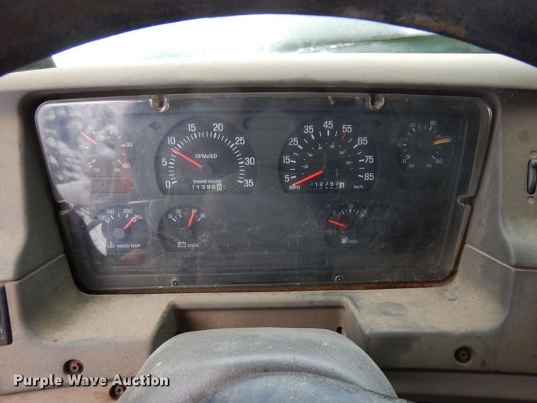 image for item AF9337 2002 Sterling LT9500  dump truck