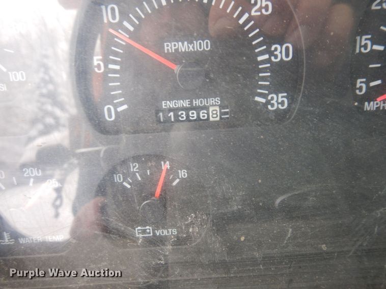 image for item AF9337 2002 Sterling LT9500  dump truck