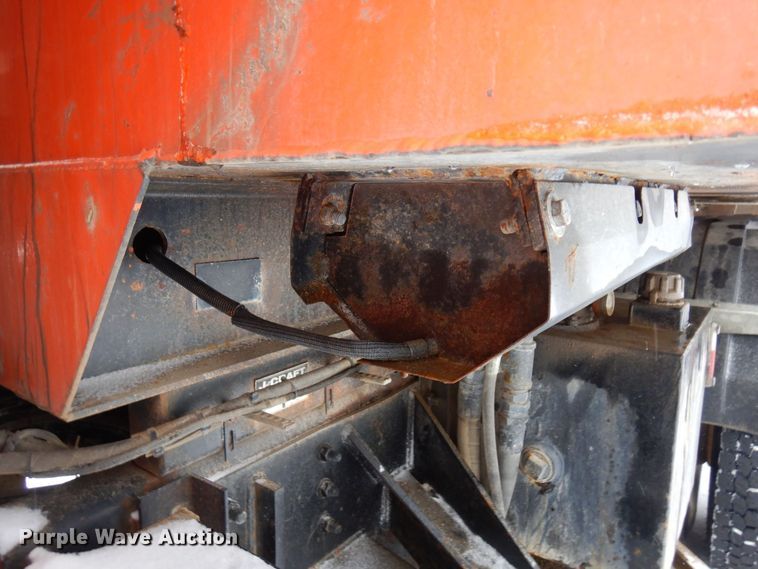 image for item AF9337 2002 Sterling LT9500  dump truck