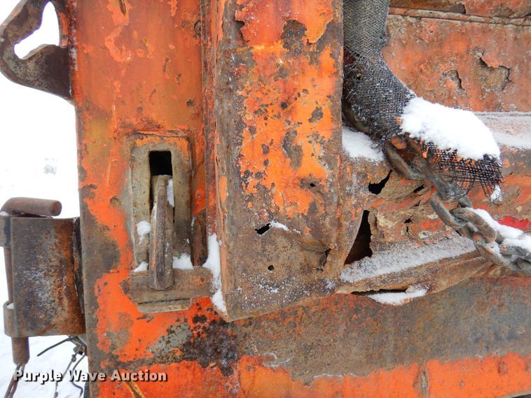 image for item AF9337 2002 Sterling LT9500  dump truck