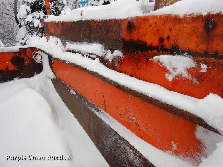 image for item AF9337 2002 Sterling LT9500  dump truck