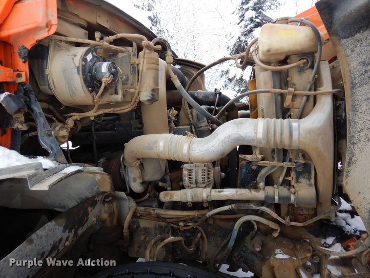 image for item AF9337 2002 Sterling LT9500  dump truck