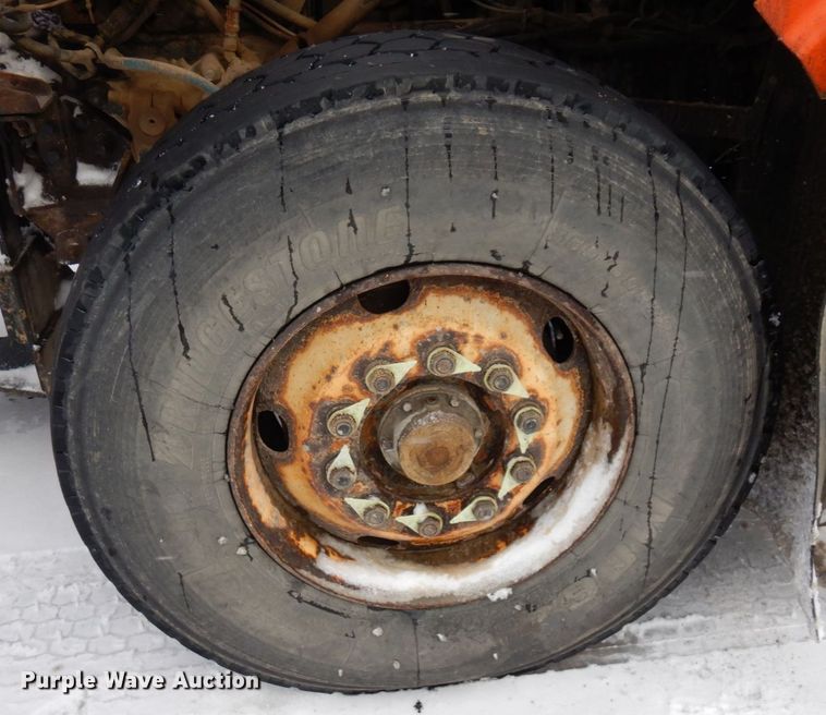 image for item AF9337 2002 Sterling LT9500  dump truck