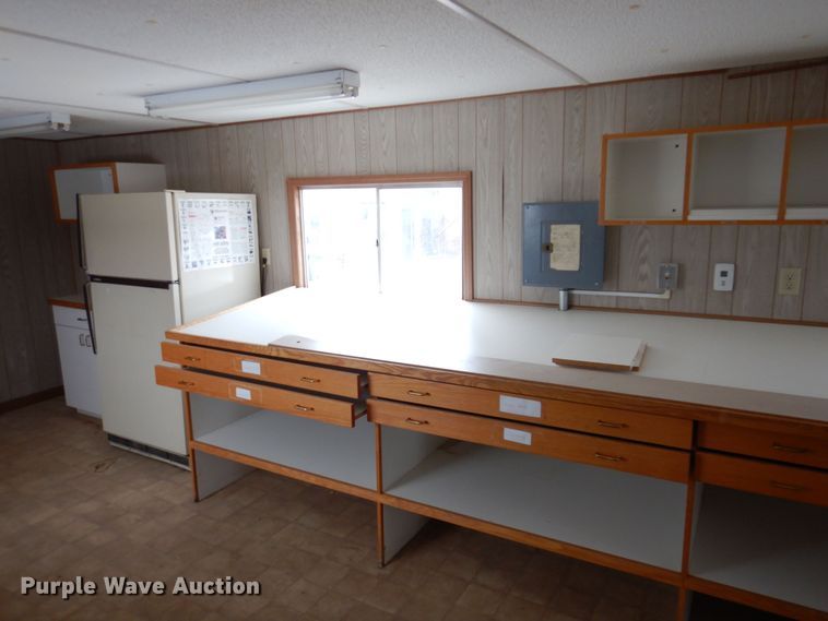 image for item DK2083 1997  Jobsite trailer