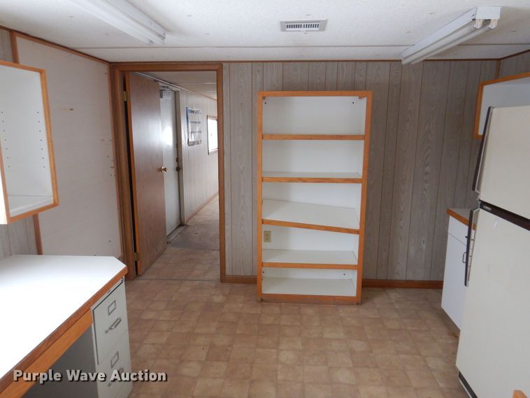 image for item DK2083 1997  Jobsite trailer