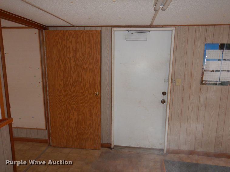 image for item DK2083 1997  Jobsite trailer