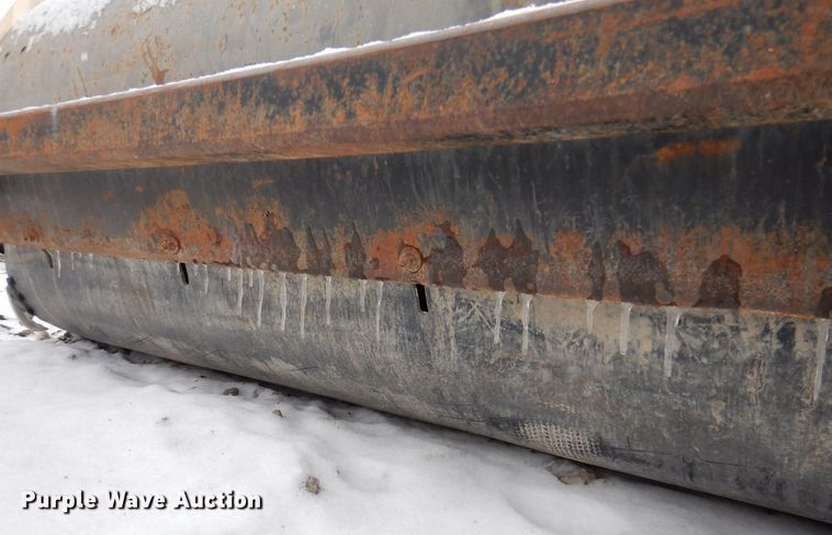 image for item DK2086 2004 New Holland Sweepster  72" W skid steer sweeper