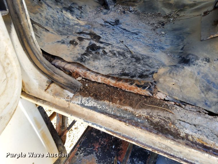 image for item DL2287 1990 Ford F800  dump flatbed pickup truck