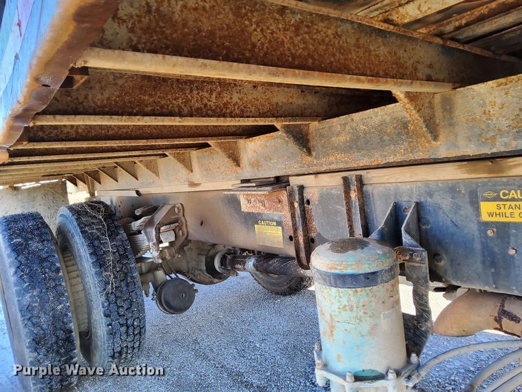 image for item DL2287 1990 Ford F800  dump flatbed pickup truck