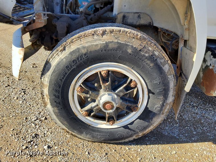 image for item DL2287 1990 Ford F800  dump flatbed pickup truck