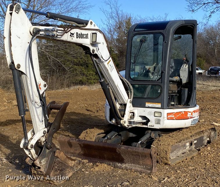 image for item DN8138 2005 Bobcat 430HAG  mini excavator