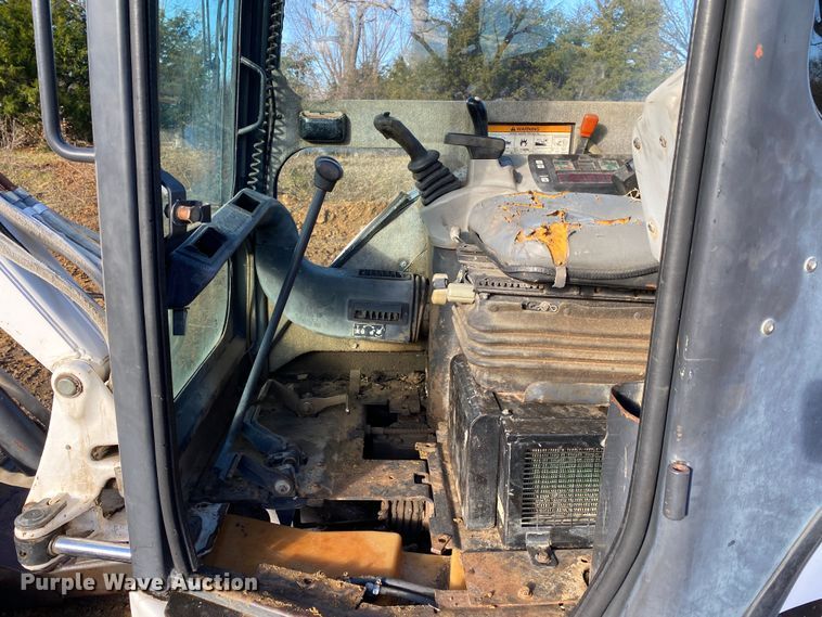 image for item DN8138 2005 Bobcat 430HAG  mini excavator