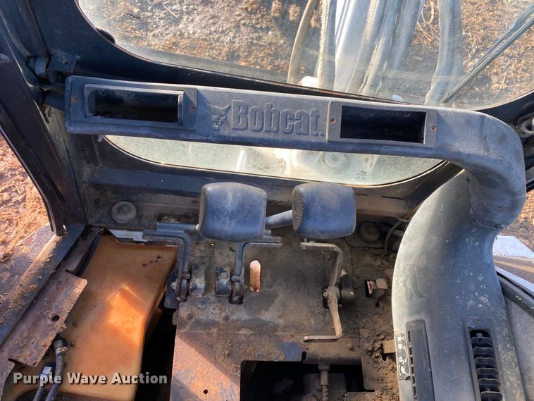 image for item DN8138 2005 Bobcat 430HAG  mini excavator