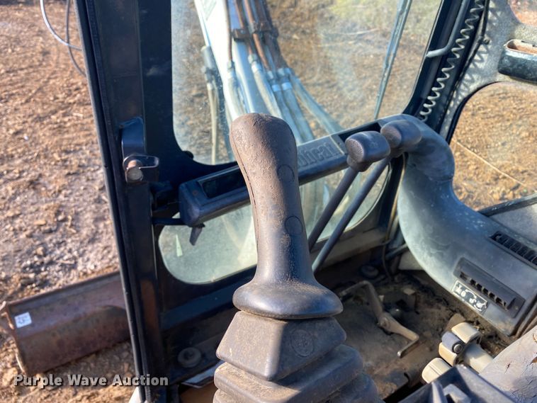 image for item DN8138 2005 Bobcat 430HAG  mini excavator