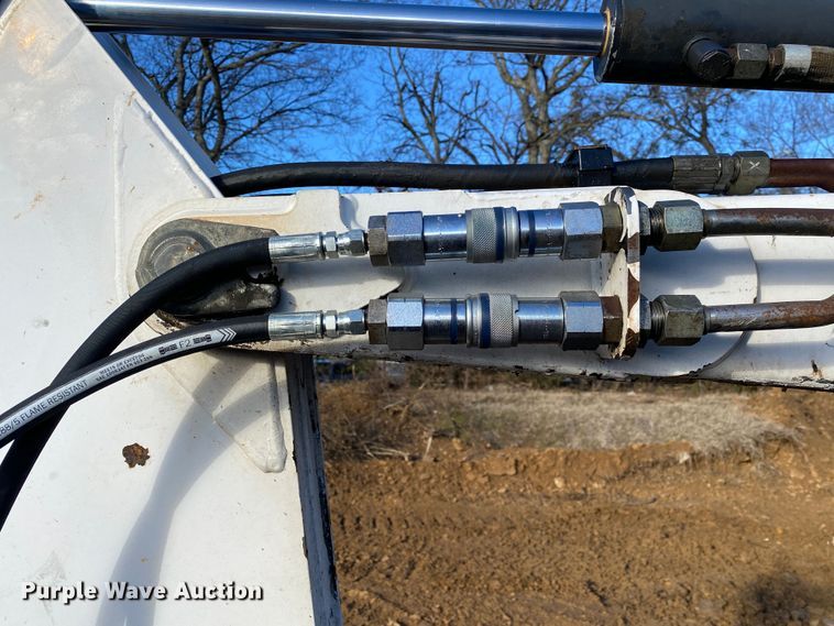 image for item DN8138 2005 Bobcat 430HAG  mini excavator