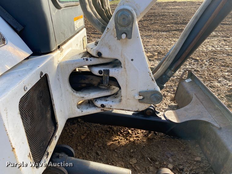 image for item DN8138 2005 Bobcat 430HAG  mini excavator