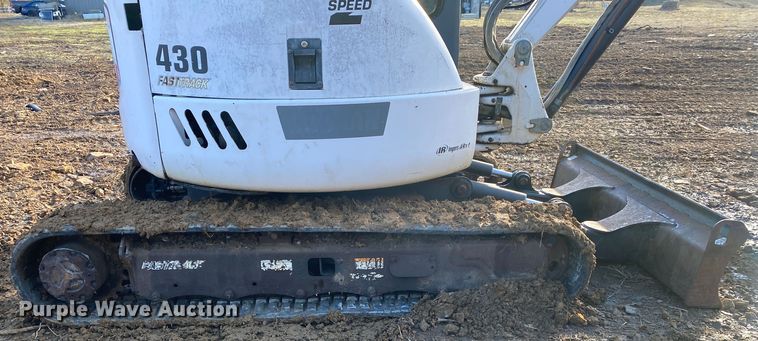 image for item DN8138 2005 Bobcat 430HAG  mini excavator