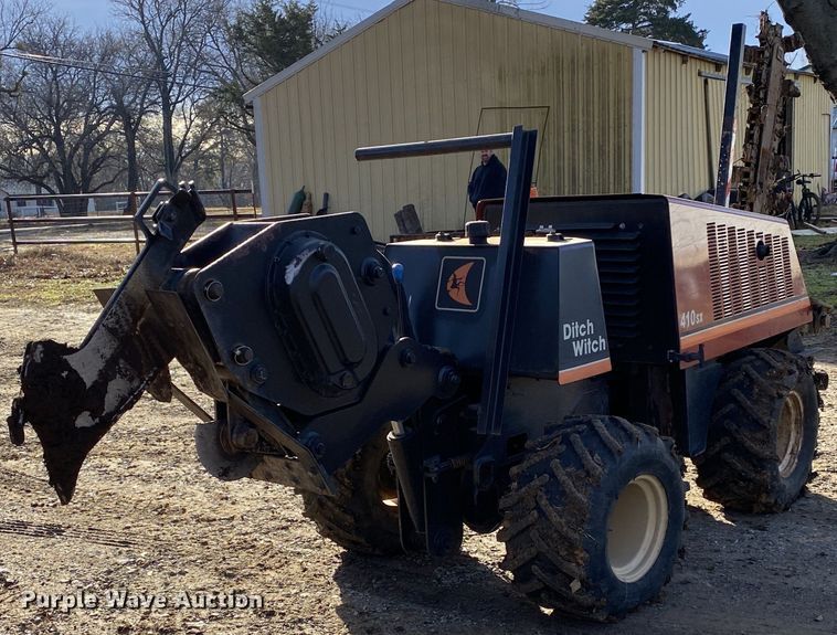 image for item DN8139 2002 Ditch Witch 410SX  trencher