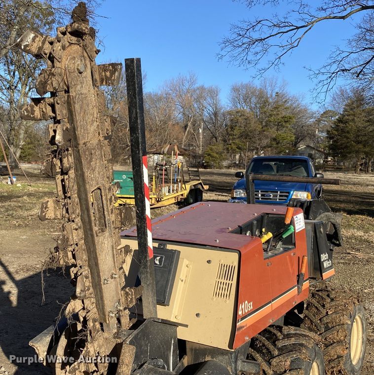 image for item DN8139 2002 Ditch Witch 410SX  trencher