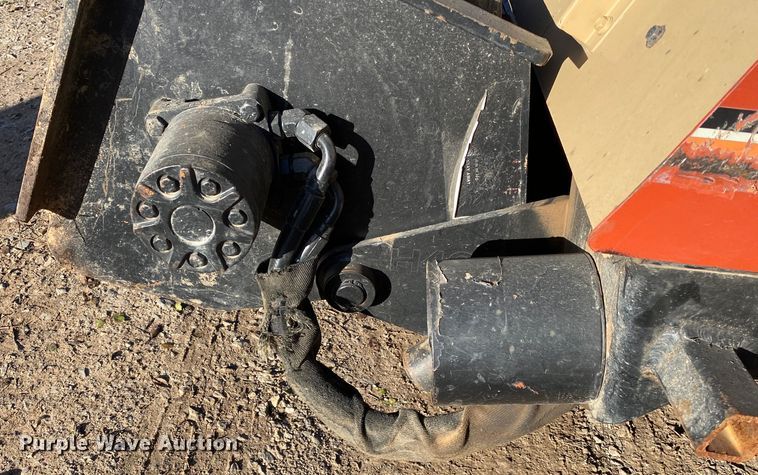 image for item DN8139 2002 Ditch Witch 410SX  trencher